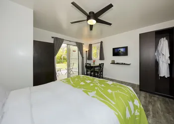 Hale 'Ohu Bed & Breakfast hotel thumbnail 8