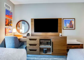 Hampton Inn & Suites By Hilton Louisville East Oxmoor hotel thumbnail 5