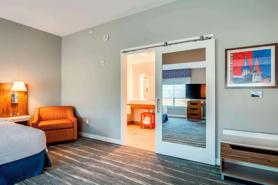 Hampton Inn & Suites By Hilton Louisville East Oxmoor hotel detail image 6