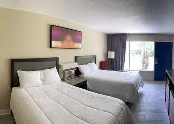 Econo Lodge Jennings hotel thumbnail 6