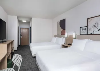 Spark by Hilton Dumas hotel thumbnail 3