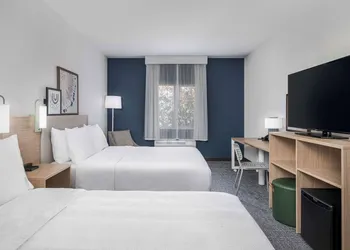 Spark by Hilton Dumas hotel thumbnail 4