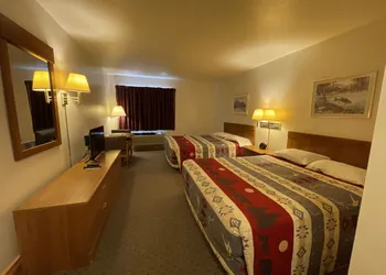 AuSable Valley Inn hotel thumbnail 3