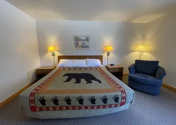 AuSable Valley Inn hotel thumbnail 4