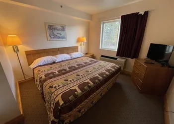 AuSable Valley Inn hotel thumbnail 6