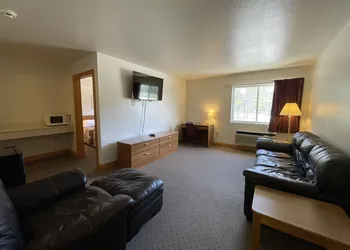 AuSable Valley Inn hotel thumbnail 7
