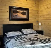 Ahmic Lake Resort's Black Bear Cottage hotel detail image 5