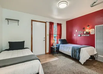 Lift Landing hotel thumbnail 5