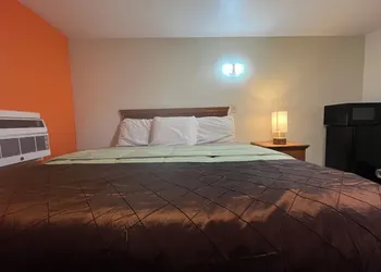 Ponca Motel hotel thumbnail 2