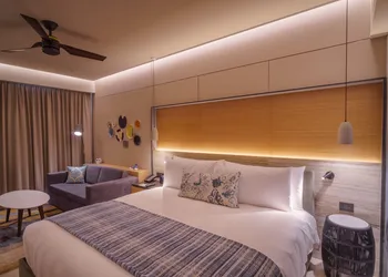 Renaissance Cancun Resort & Marina hotel thumbnail 7