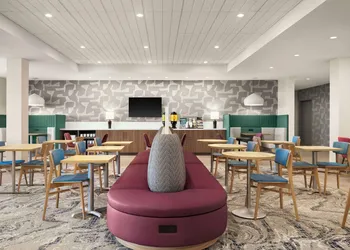 Home2 Suites By Hilton San Juan hotel thumbnail 3