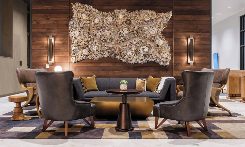 Hotel Bourré Bonne Louisville, Curio Collection by Hilton hotel detail image 2