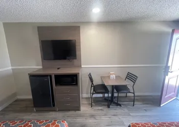 SimpleStay Suites - San Bernardino hotel thumbnail 6