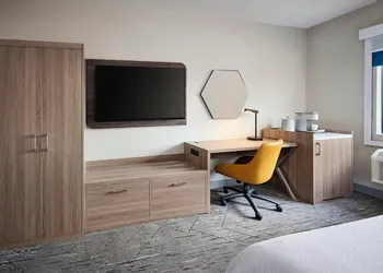 Holiday Inn Express Hamilton Upper James by IHG hotel thumbnail 5