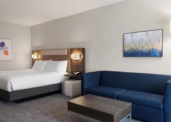 Holiday Inn Express & Suites Meridian I 20 by IHG hotel thumbnail 6