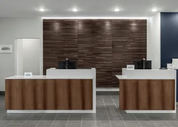 Courtyard By Marriott Sherman hotel thumbnail 2