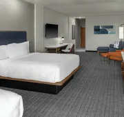 Courtyard By Marriott Sherman hotel detail image 5