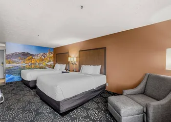 Clarion Pointe Wenatchee hotel thumbnail 5