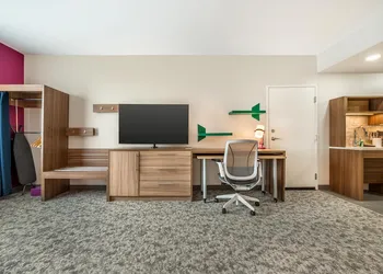 Home2 Suites By Hilton Harrisonburg University hotel thumbnail 7