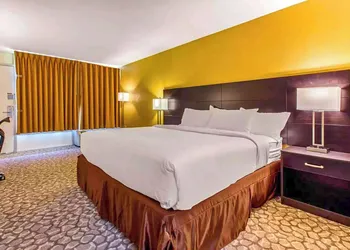 Ramada by Wyndham Santee I-95 hotel thumbnail 7