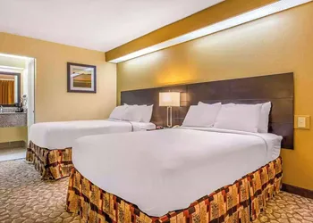 Ramada by Wyndham Santee I-95 hotel thumbnail 8