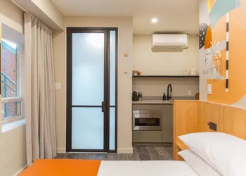 Ode hotel thumbnail 2