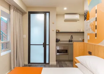 Ode hotel thumbnail 2
