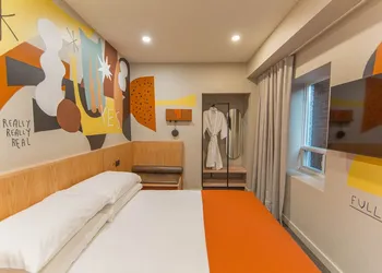 Ode hotel thumbnail 3
