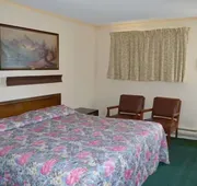Capri Motel By OYO Elwood, Wathena hotel detail image 7