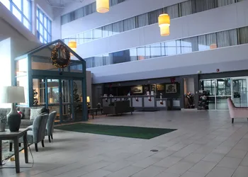 Wyndham Flint MI/Grand Blanc/Bishop Airport/Conference Ct hotel thumbnail 2