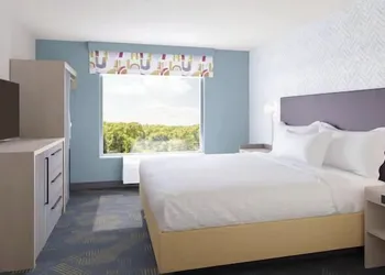 Home2 Suites By Hilton Springfield hotel thumbnail 2