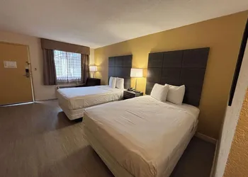Studio 6 Suites Charlotte, NC - Northlake hotel thumbnail 7