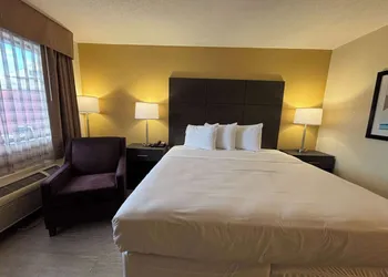 Studio 6 Suites Charlotte, NC - Northlake hotel thumbnail 8