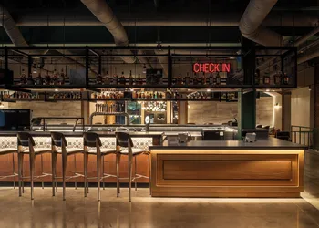 Moxy Cincinnati Downtown hotel thumbnail 8