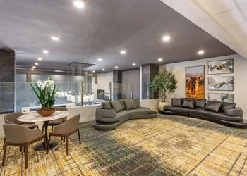 The Valor, an Ascend Collection Hotel hotel thumbnail 4