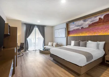 The Valor, an Ascend Collection Hotel hotel thumbnail 7