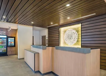 Fairfield Inn & Suites Gravenhurst Muskoka hotel thumbnail 2