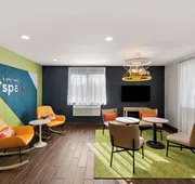 Spark by Hilton Norfolk hotel detail image 3