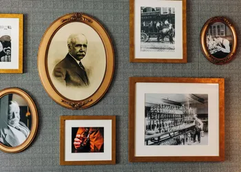 The Trail Hotel hotel thumbnail 4