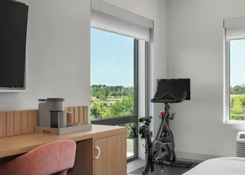 EVEN Hotel Orlando International Airport by IHG hotel thumbnail 3