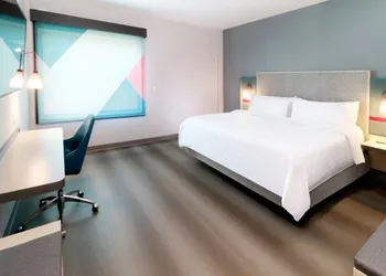 avid hotel Queretaro Centro Sur by IHG hotel thumbnail 7