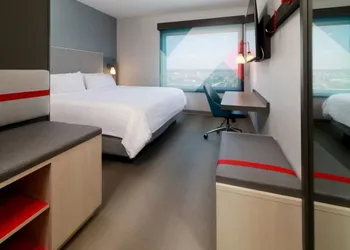 avid hotel Queretaro Centro Sur by IHG hotel thumbnail 8