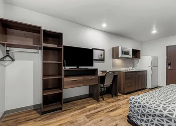 Woodspring Suites Columbia - Irmo hotel thumbnail 4