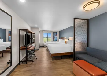 Everhome Suites Bastrop By Choice Hotels hotel thumbnail 6
