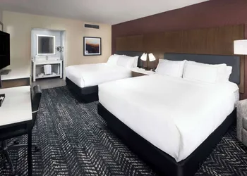 DoubleTree by Hilton Manhattan, KS hotel thumbnail 7