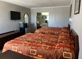 Hotel 81 El Reno hotel thumbnail 6