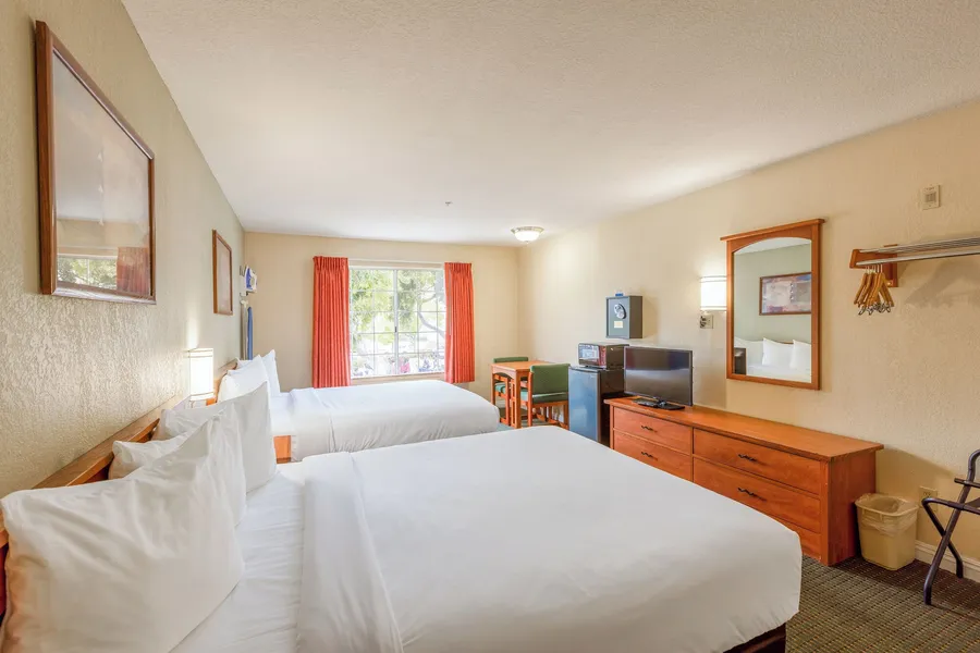 Hotel Avenida, San Clemente Beach hotel detail image 6