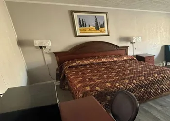 OYO Hotel Economy Inn US-29 Danville hotel thumbnail 4