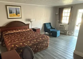 OYO Hotel Economy Inn US-29 Danville hotel thumbnail 5