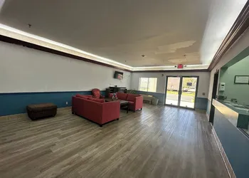 Budget Inn, Hwy 41 hotel thumbnail 3
